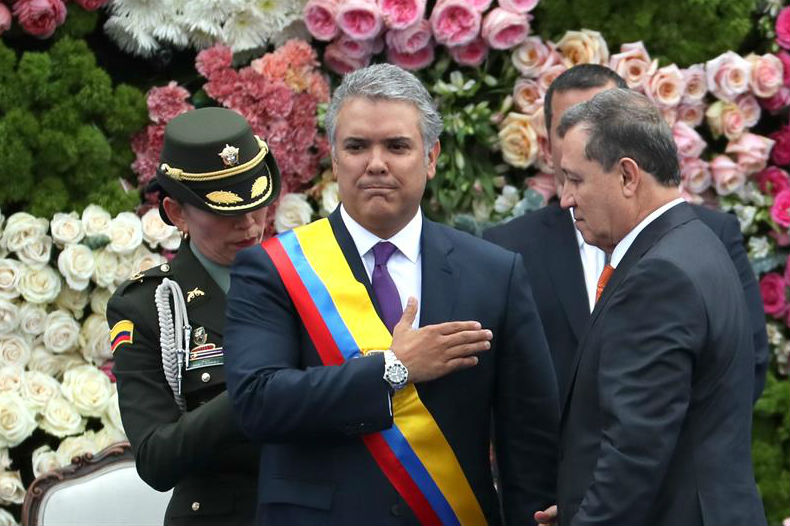 Con popularidad del 53 %, presidente Duque cumple su primer mes en el cargo: Invamer