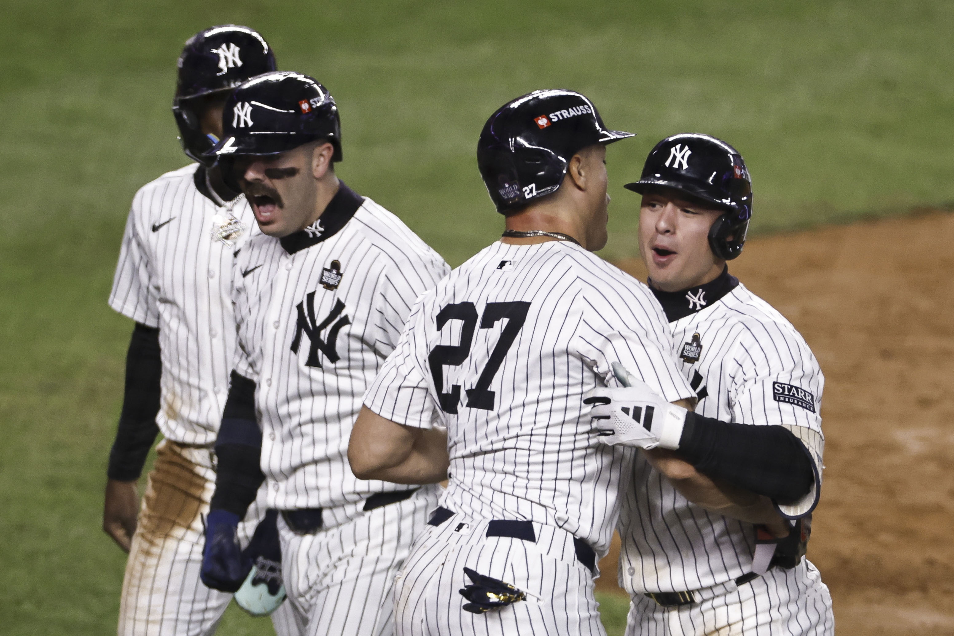 Los Yankees vencen a los Dodgers y se mantienen con vida en la Serie Mundial