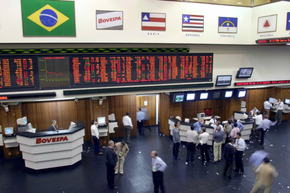 BM&Bovespa se hace al 9,99% de la Bolsa de Valores de Colombia