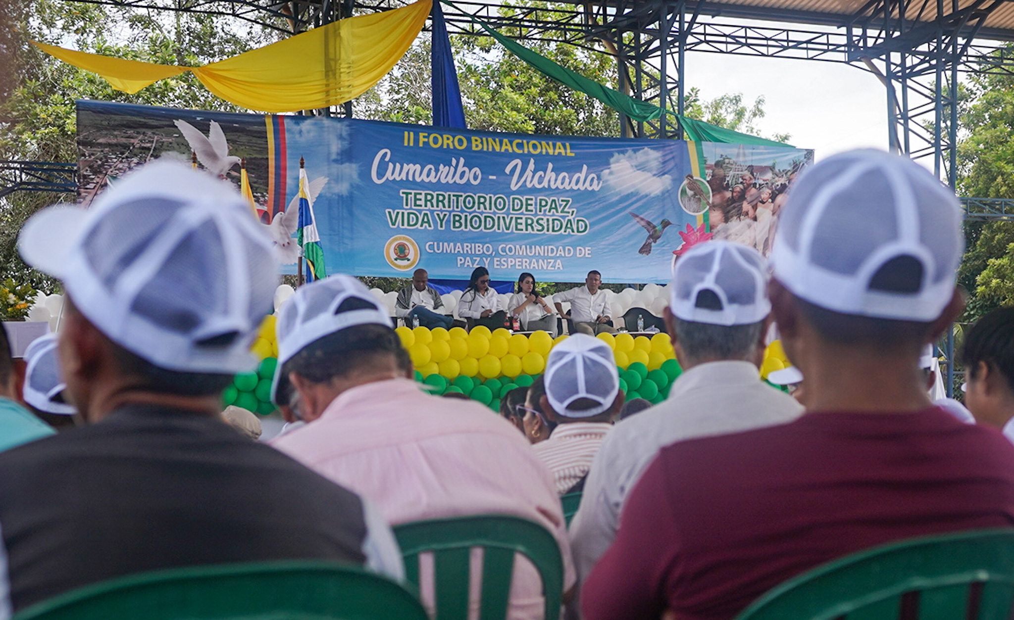 Cientos de pobladores del Vichada asistieron al foro binacional en Cumaribo.