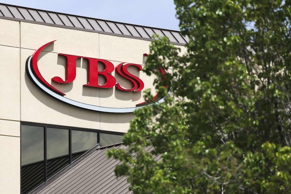 FBI confirma que hackers de REvil perpetraron ciberataque a JBS