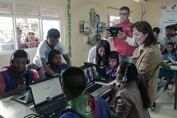 Las bibliotecas que cambiaron la vida de comunidades afectadas por el conflicto armado