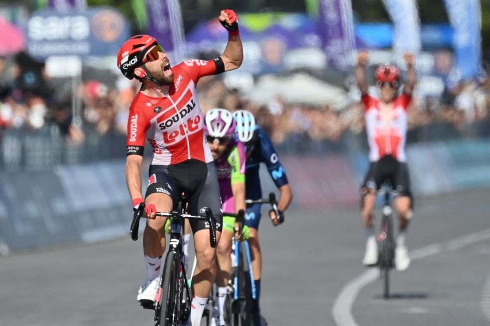 Peleando en la fuga, Thomas De Gendt ganó la octava etapa del Giro de Italia