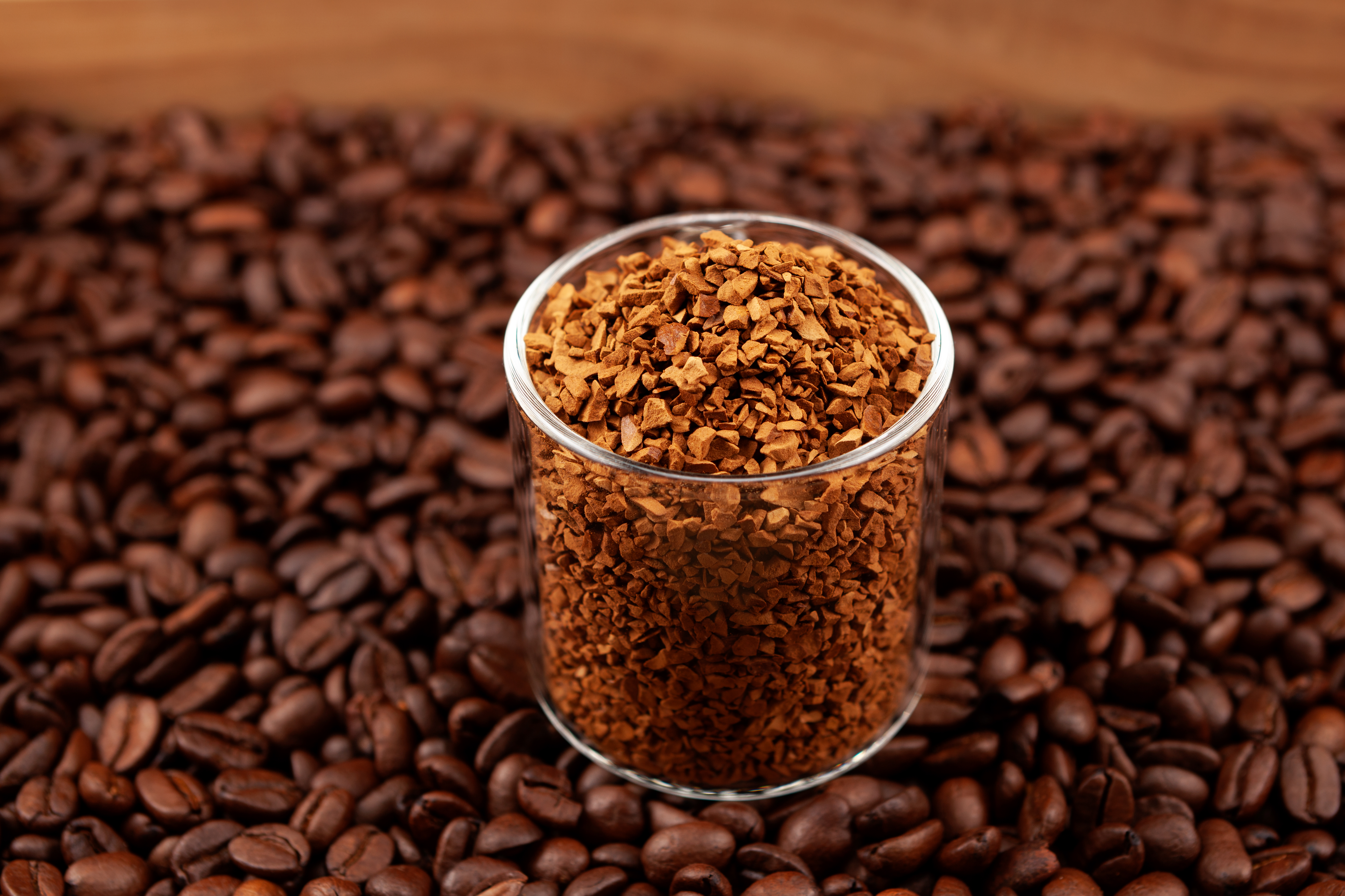 Diferencias entre café instantáneo granulado y liofilizado, cómo reconocerlos y cuál escoger