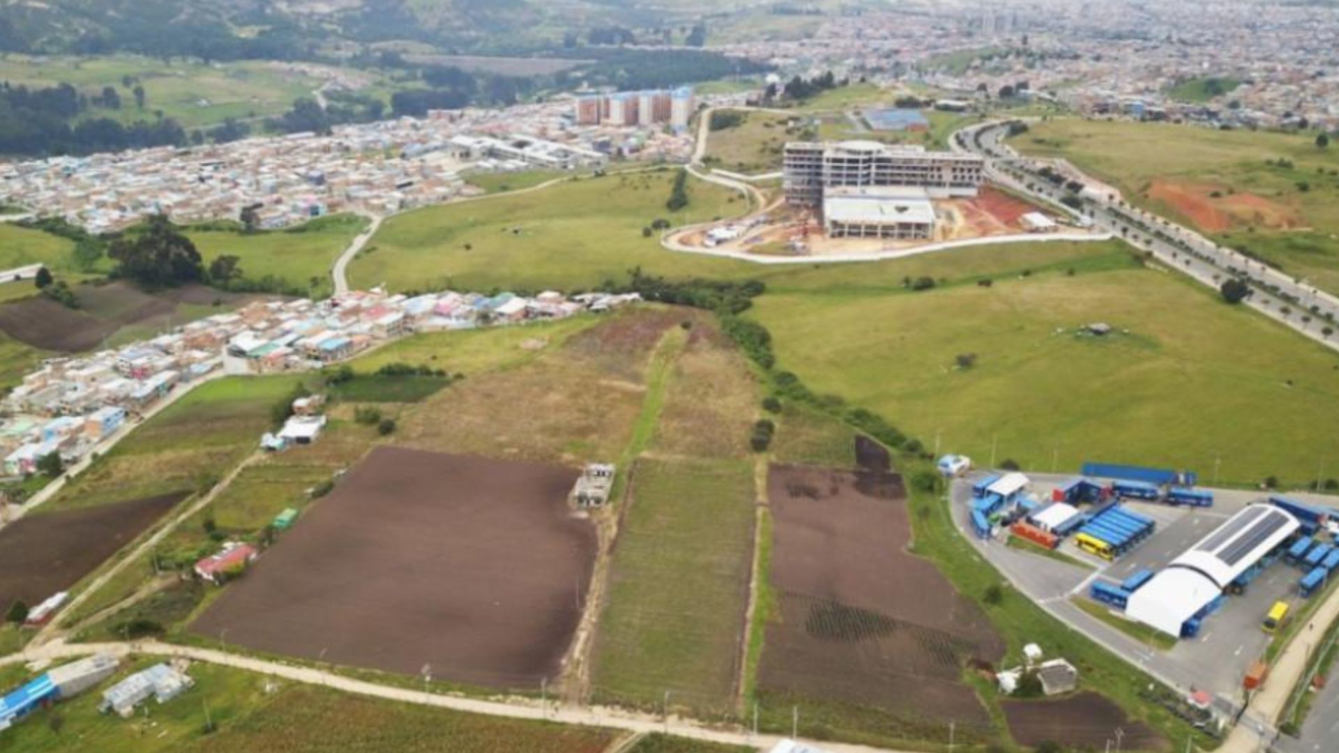 RenoBo subasta lote en Usme para construir vivienda de interés social y prioritaria