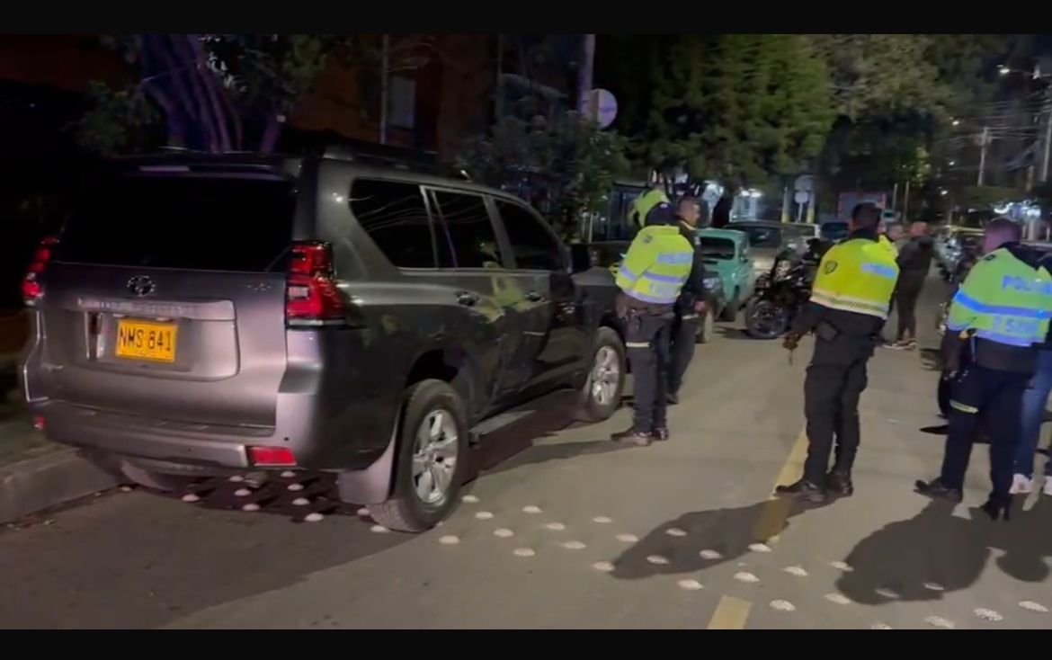 Robaron en Bogotá carro del esquema de seguridad del Comando de Fuerzas Militares