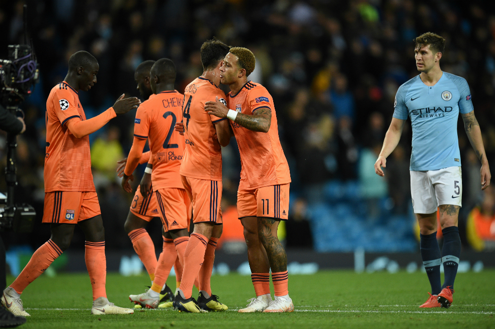 El Lyon convierte en pesadilla el estreno del City en Champions
