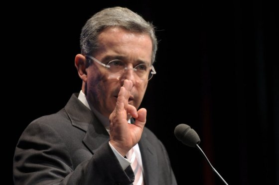 Álvaro Uribe pidió a su abogado que retire solicitud de anular procesos en su contra