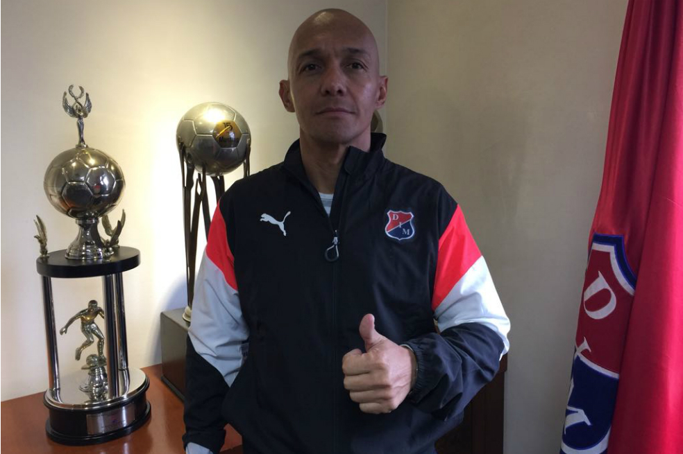 Fabio Martínez duró un día como técnico del Medellín