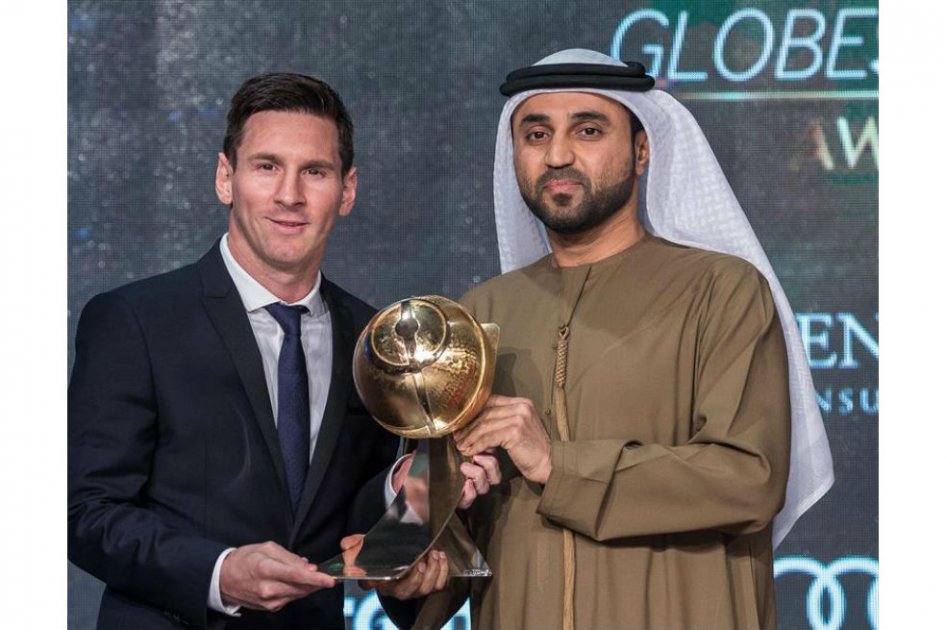 Barcelona regresó a entrenamientos sin Messi, premiado en Dubai