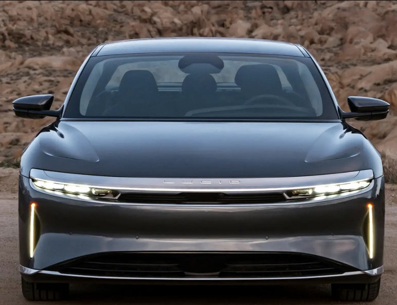 ¿Qué es el frunk y por qué cada vez más carros eléctricos lo tienen?
