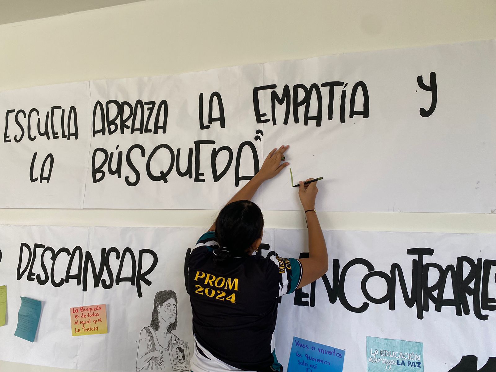 ‘La Educación abraza la búsqueda’ es la segunda jornada de un calendario conmemorativo para reconocer y dignificar a las víctimas del conflicto armado.