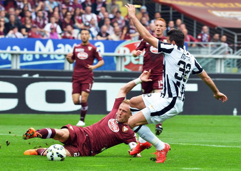 Varios heridos por carta-bomba en el partido Torino vs. Juventus