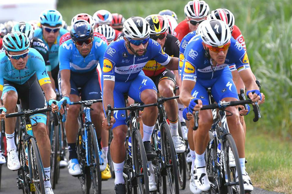 Fernando Gaviria sufrió una fractura de clavícula por caída en el Tour de Turquía