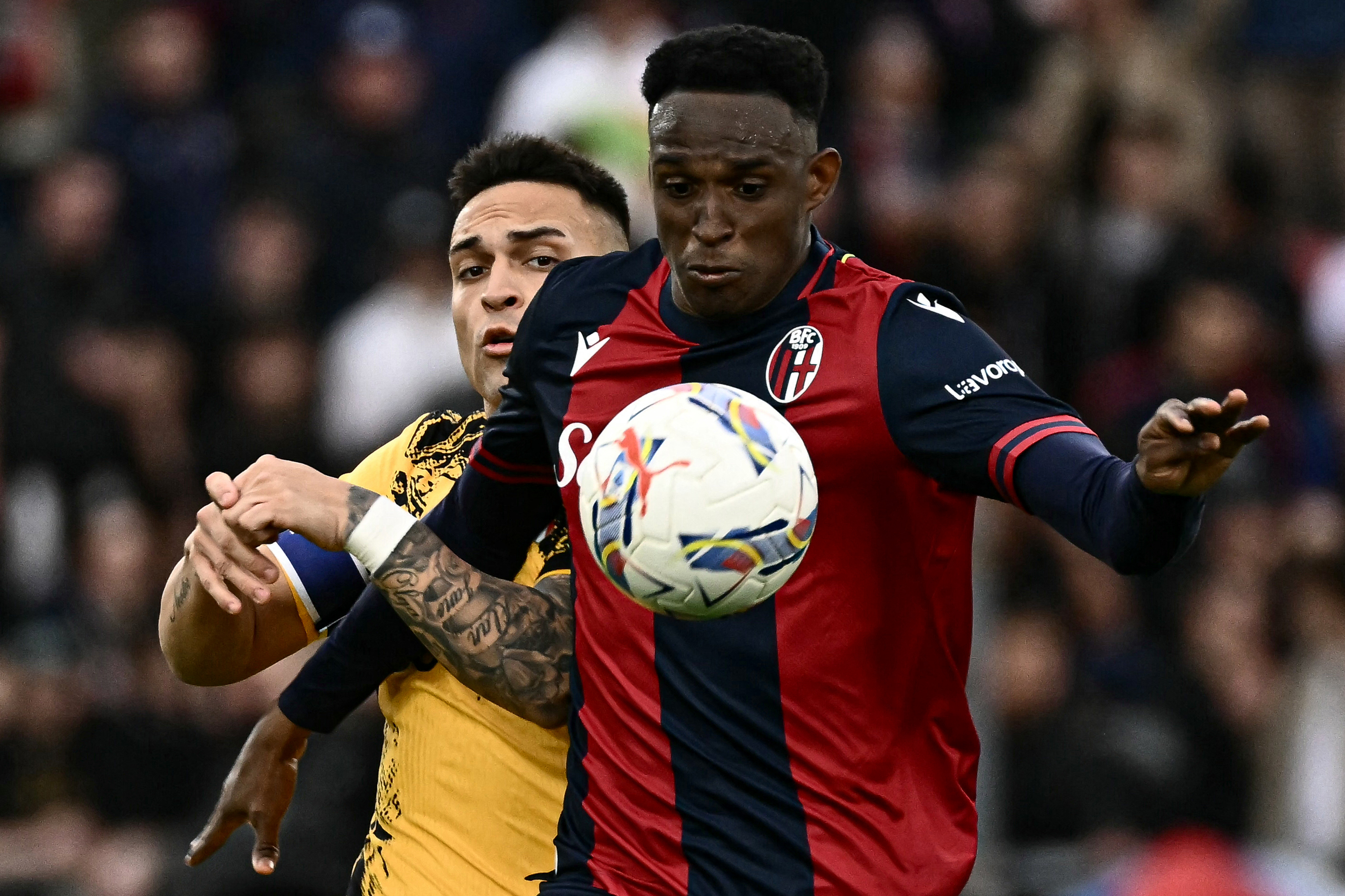 Inter cayó ante el Bologna de Jhon Lucumí y se apretó la pelea en la Serie A
