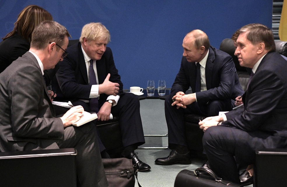 Informe dice que gobierno británico subestimó injerencia de Rusia