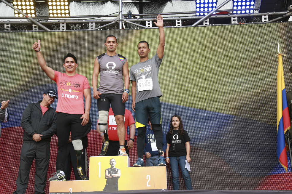 En la Carrera por los Héroes participaron más de 7.500 colombianos