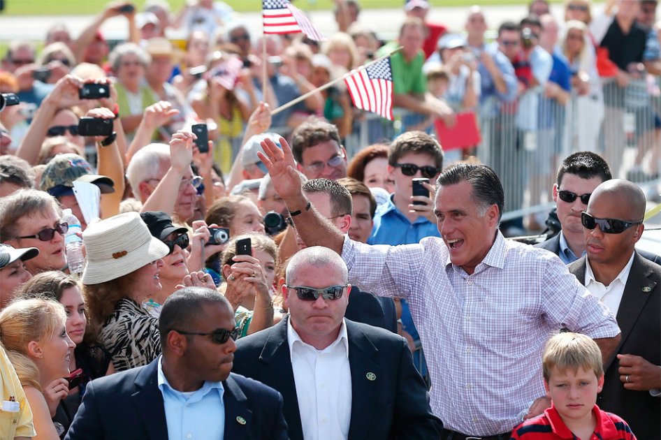 Romney mejora su imagen ante los latinos después de la convención
