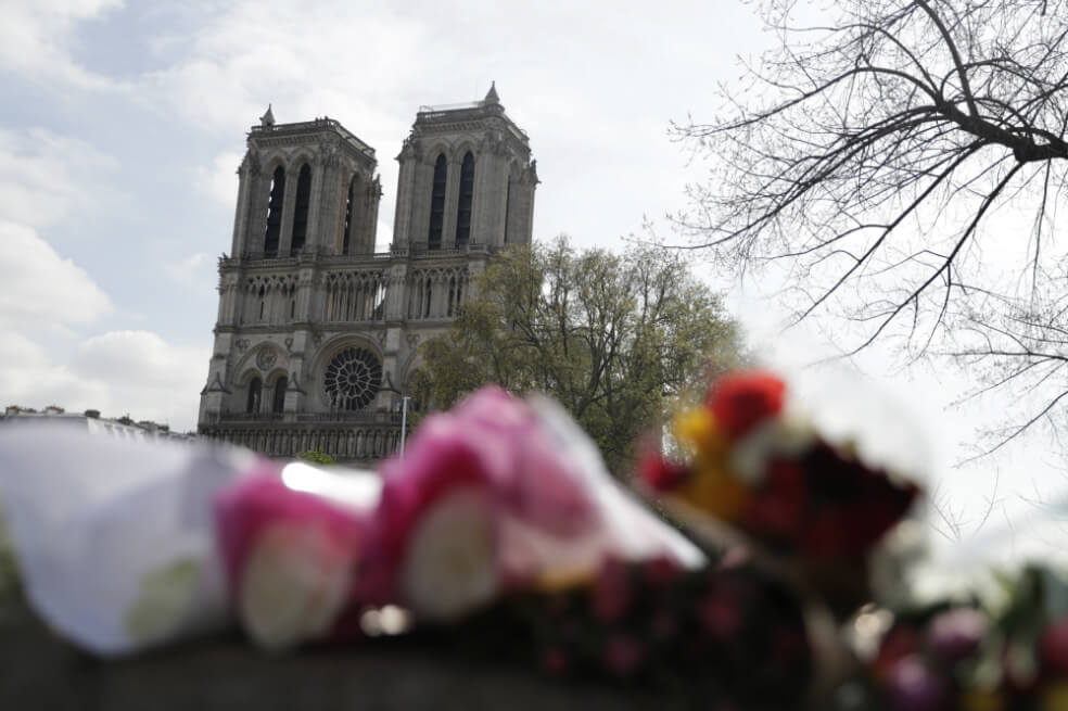 Según datos preliminares, las familias más adineradas de Francia han recaudado más de 800 millones de euros para la reconstrucción de la catedral de Notre Dame. / AFP