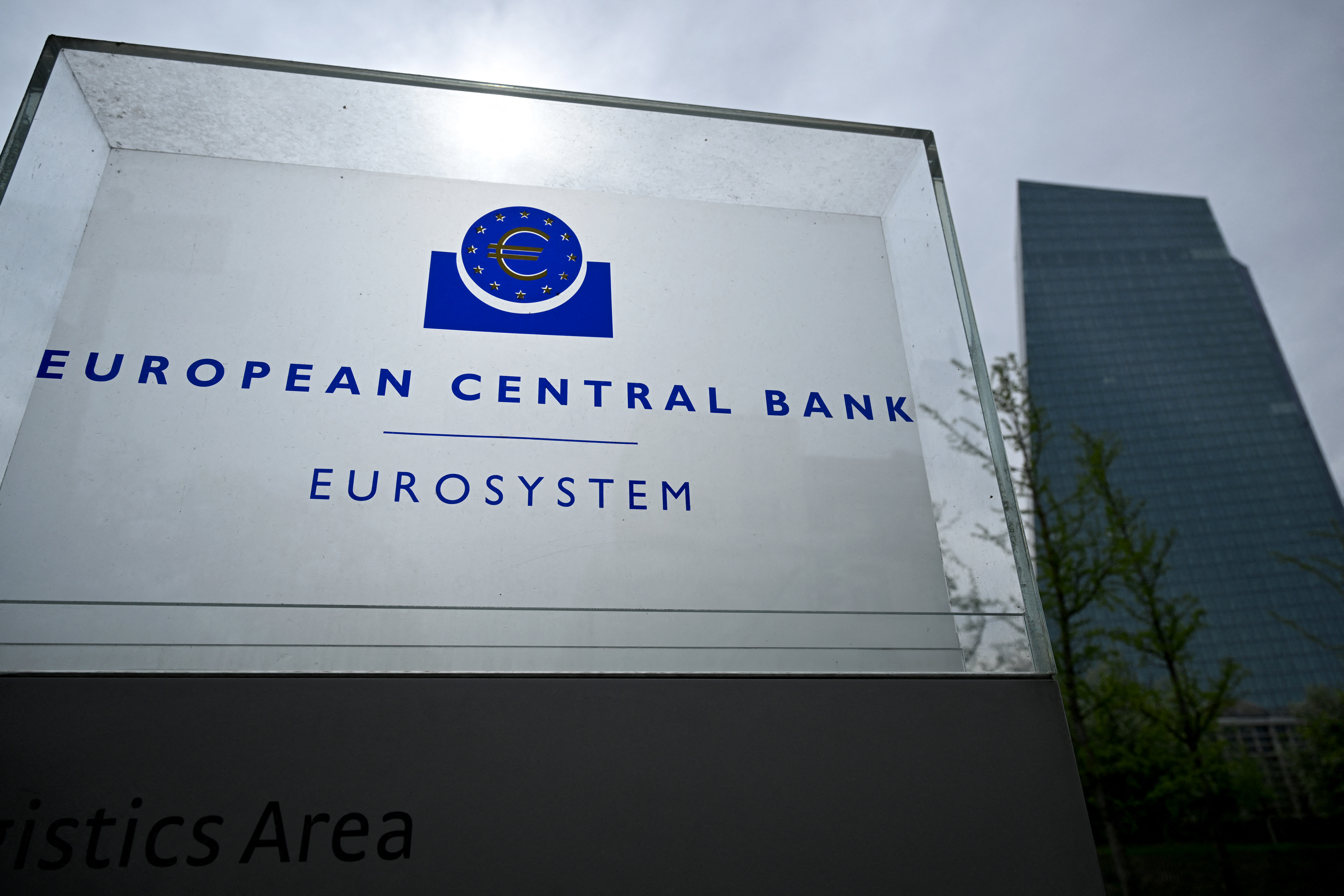 BCE mejora pronóstico de crecimiento para 2025: así va la economía de la eurozona