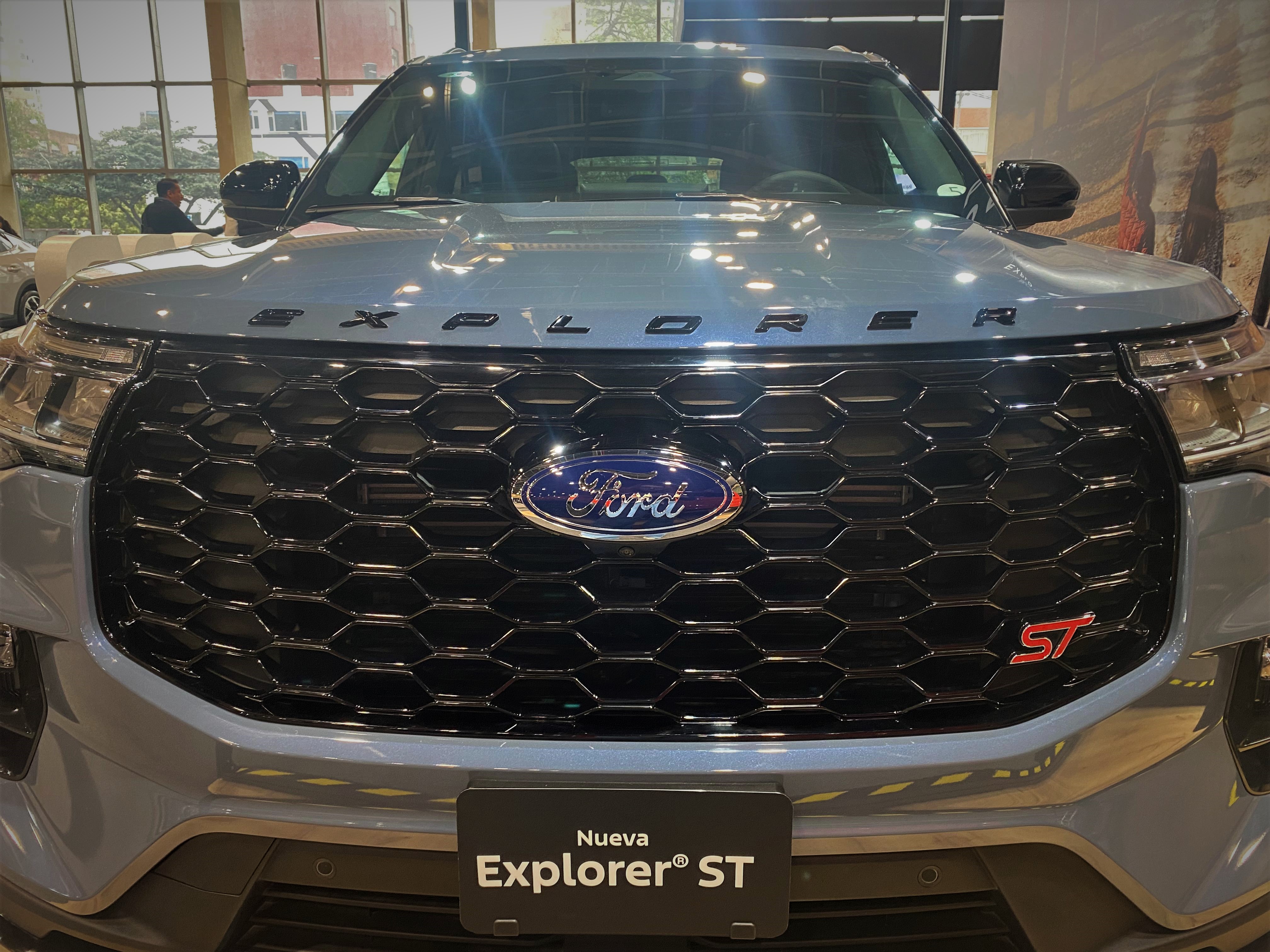 Ford Explorer ST 2025: actualización para la camioneta deportiva en Colombia