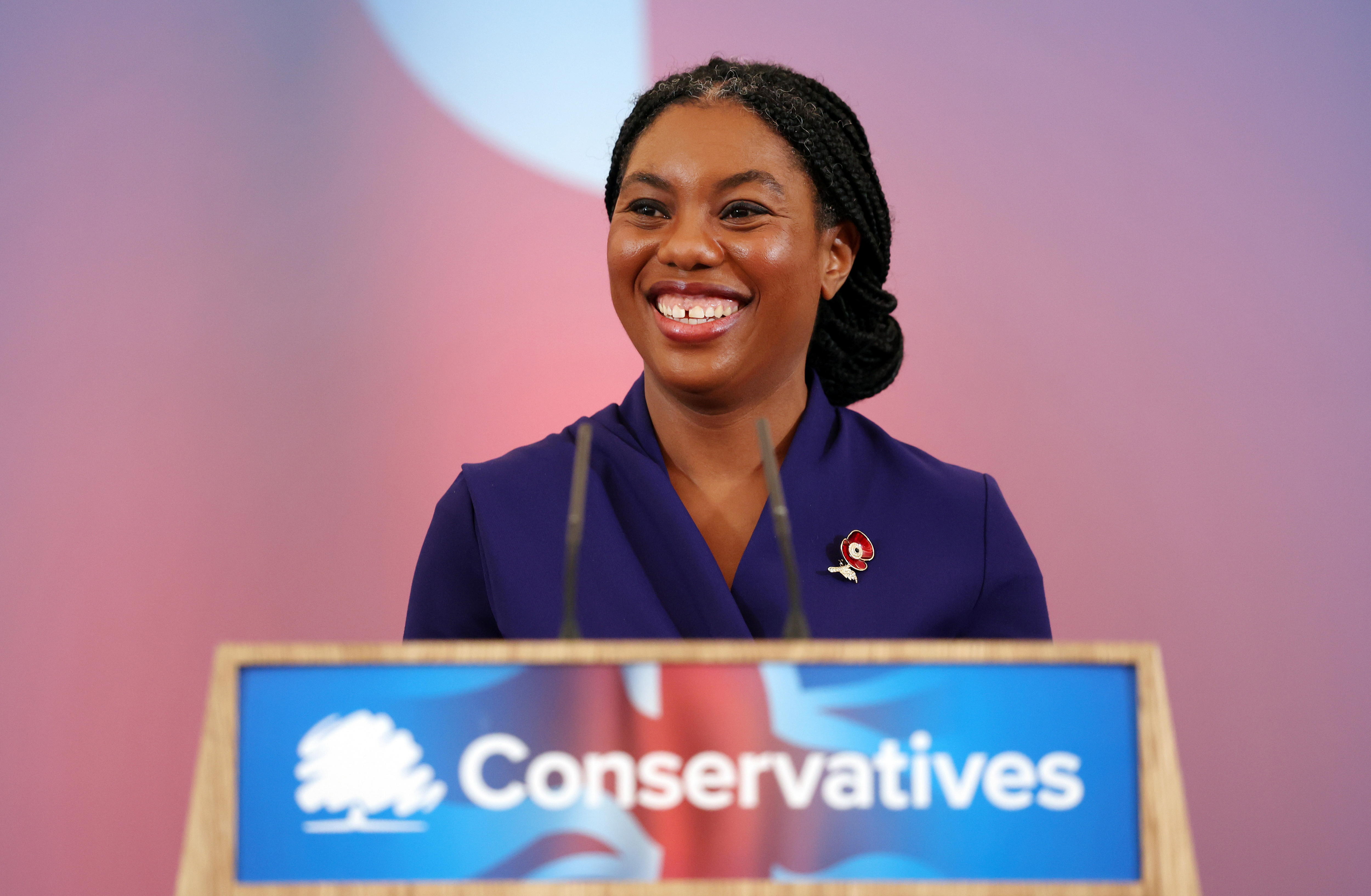 Kemi Badenoch, primera mujer negra en liderar a los conservadores británicos