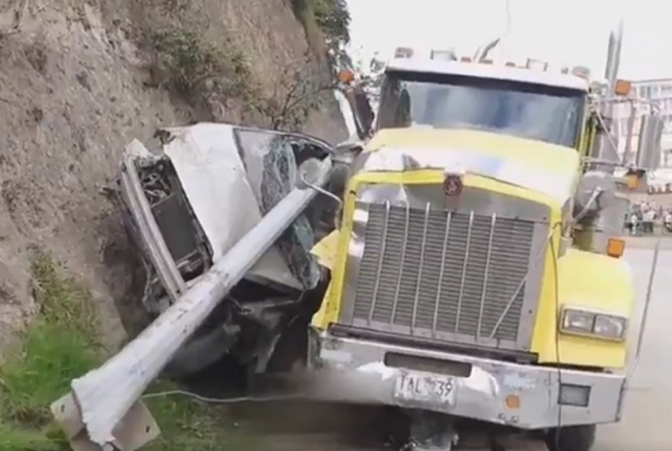 Choque múltiple en Pasto deja dos muertos y tres heridos
