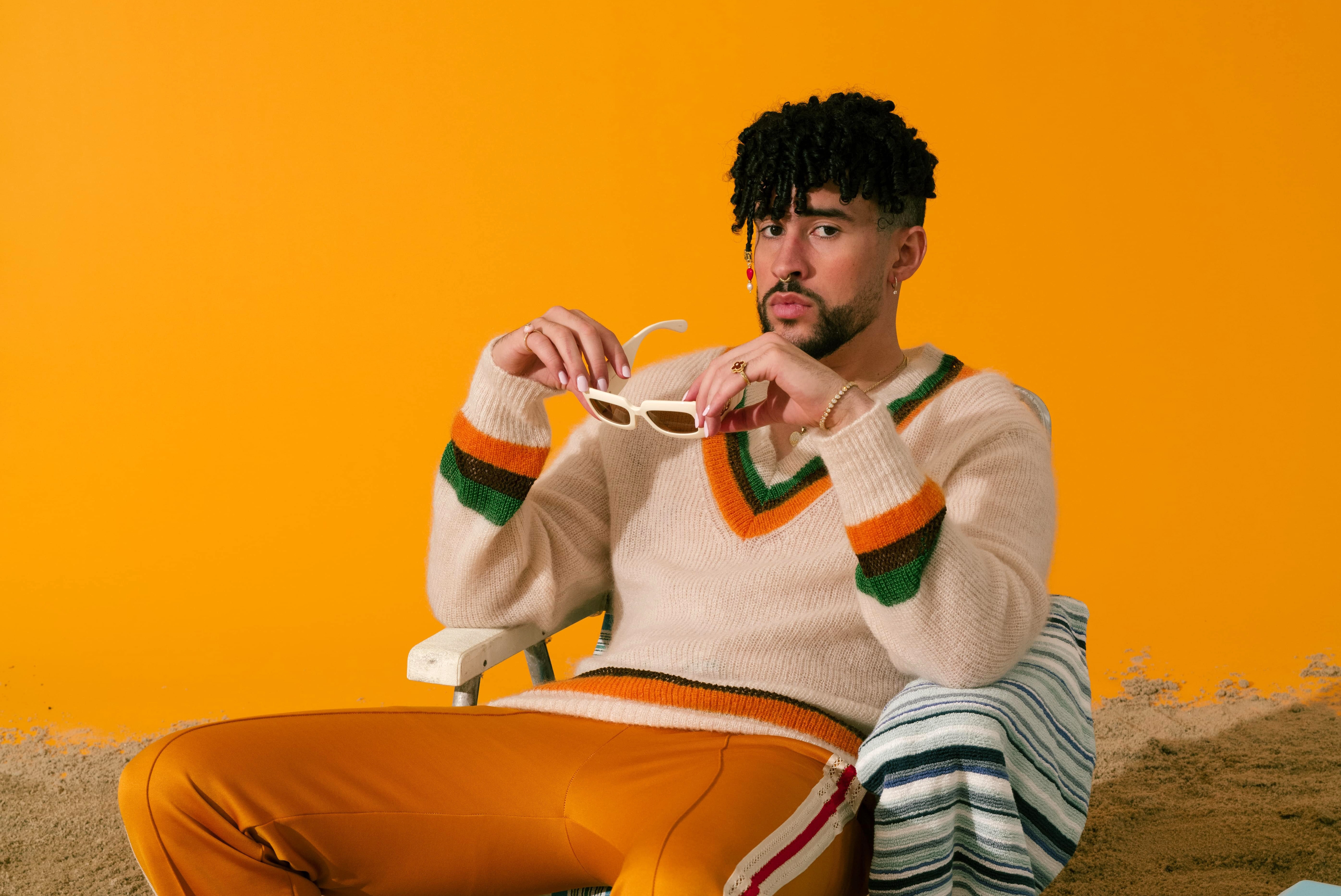 “Al final yo trabajo por él”, Bad Bunny sobre el dinero que gastó en su Bugatti
