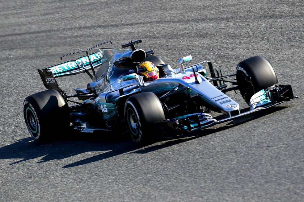 Hamilton y Mercedes siguen dominando la F1