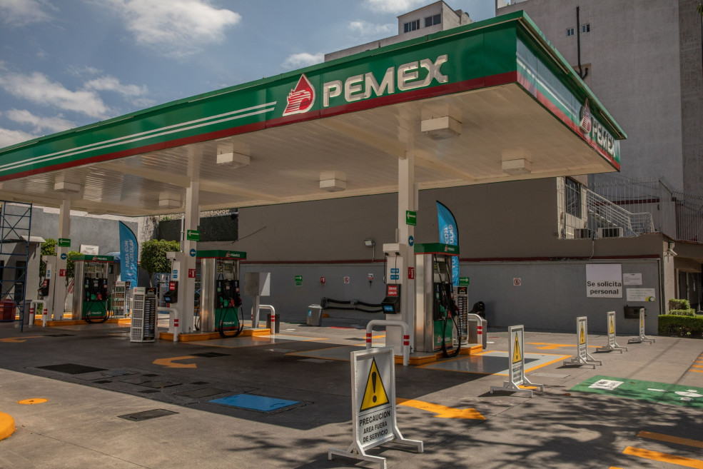 Producción petrolera de México muy alejada de la meta de 2020