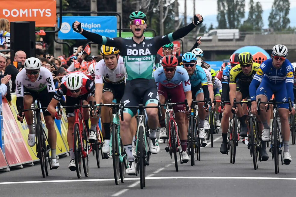 Sam Bennett ganó la tercera etapa de la Critérium del Dauphiné