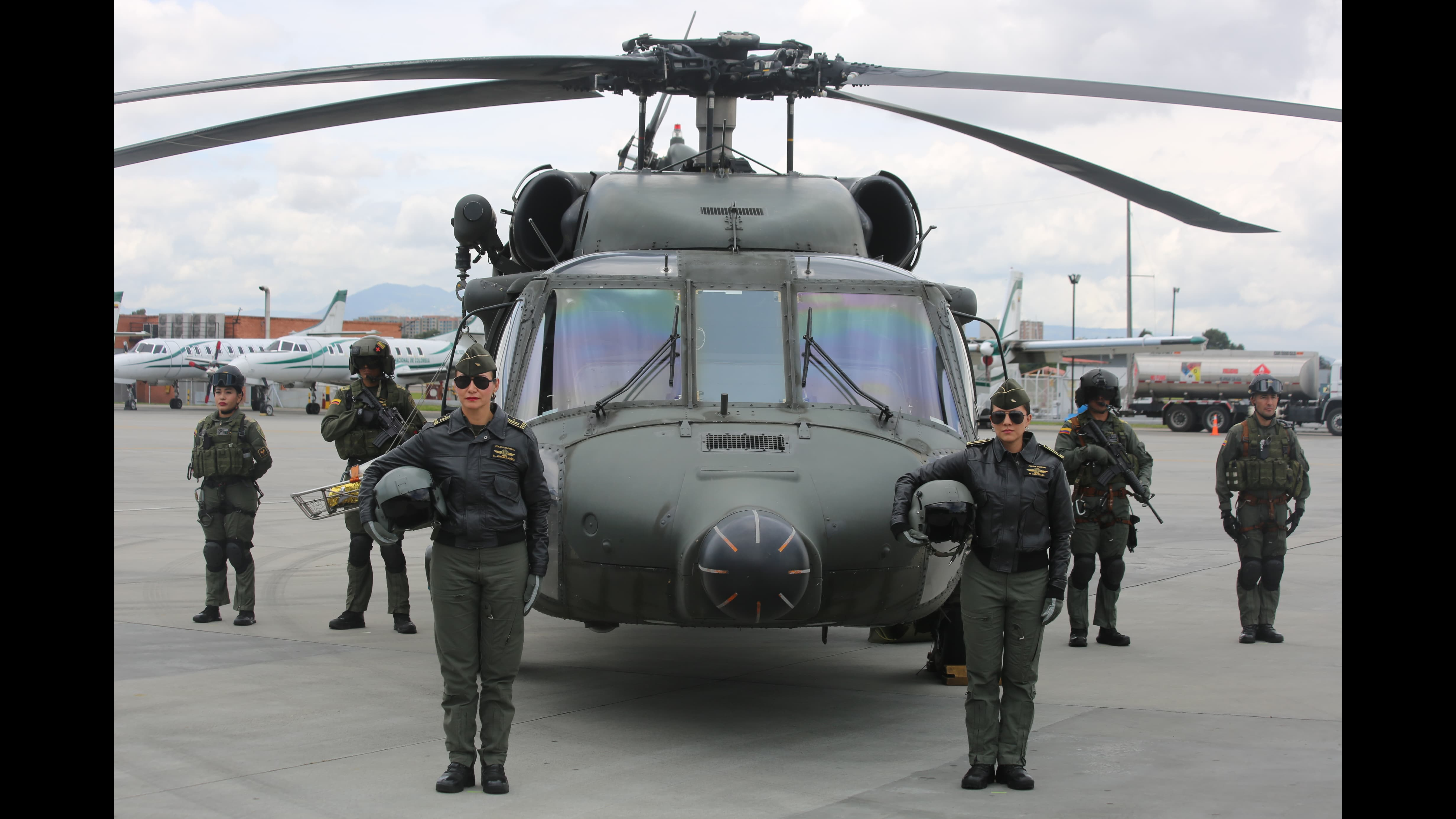 helicópteros Black Hawk
