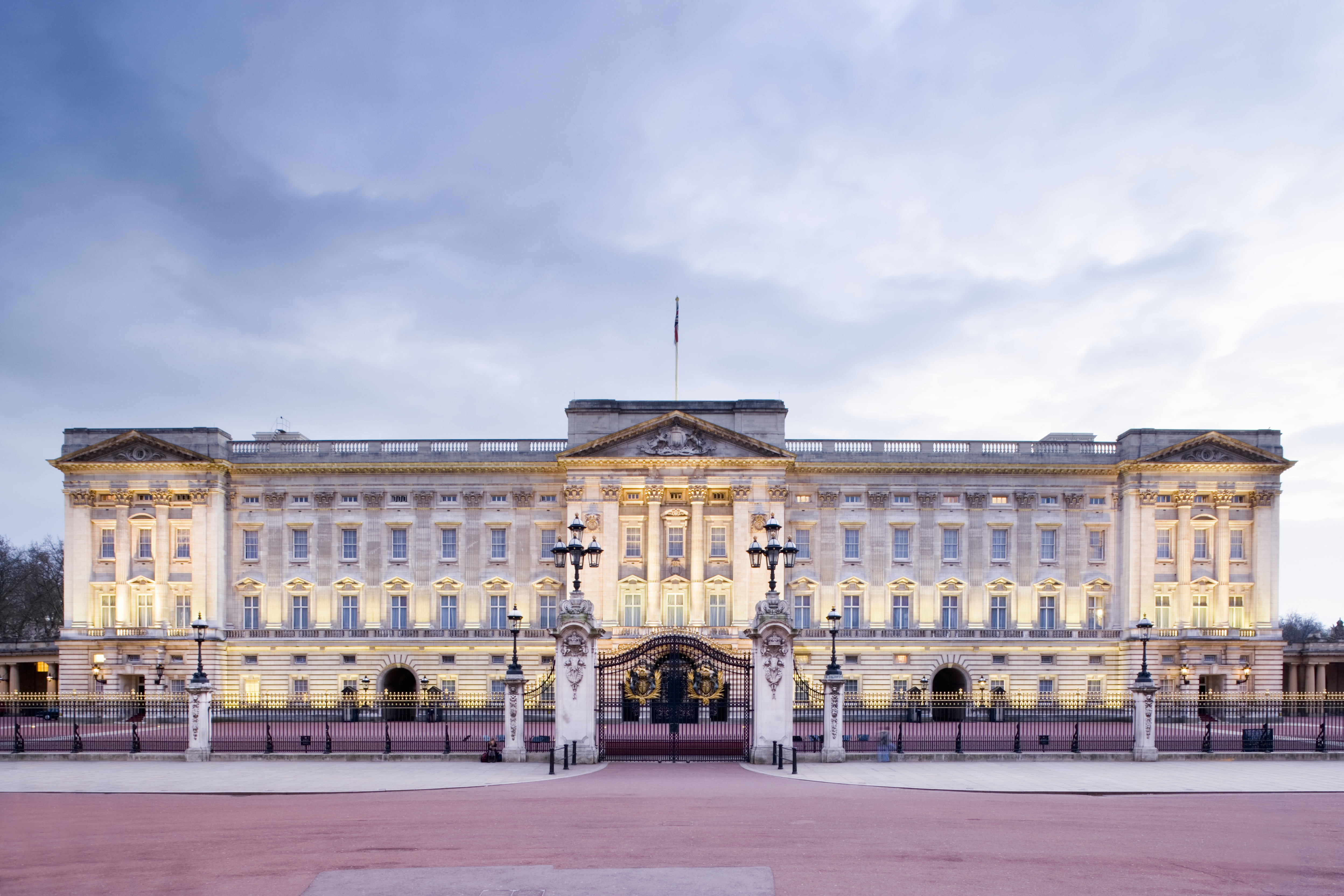 Cerrarán el Palacio de Buckingham por tres años. Estas son las fuertes razones