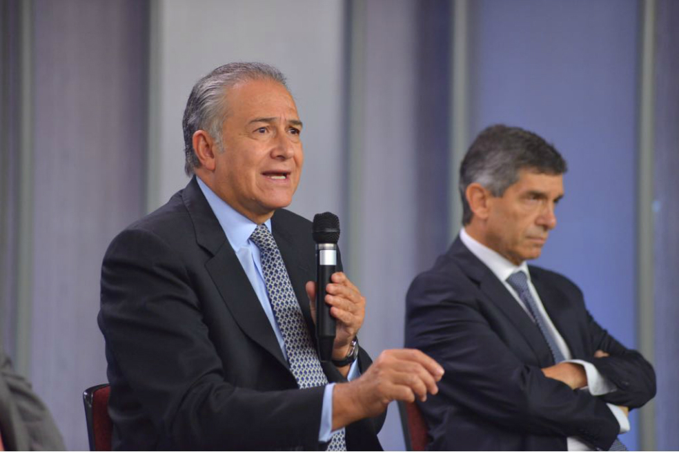 La orden es arreciar la campaña militar contra disidencias de Farc: Naranjo