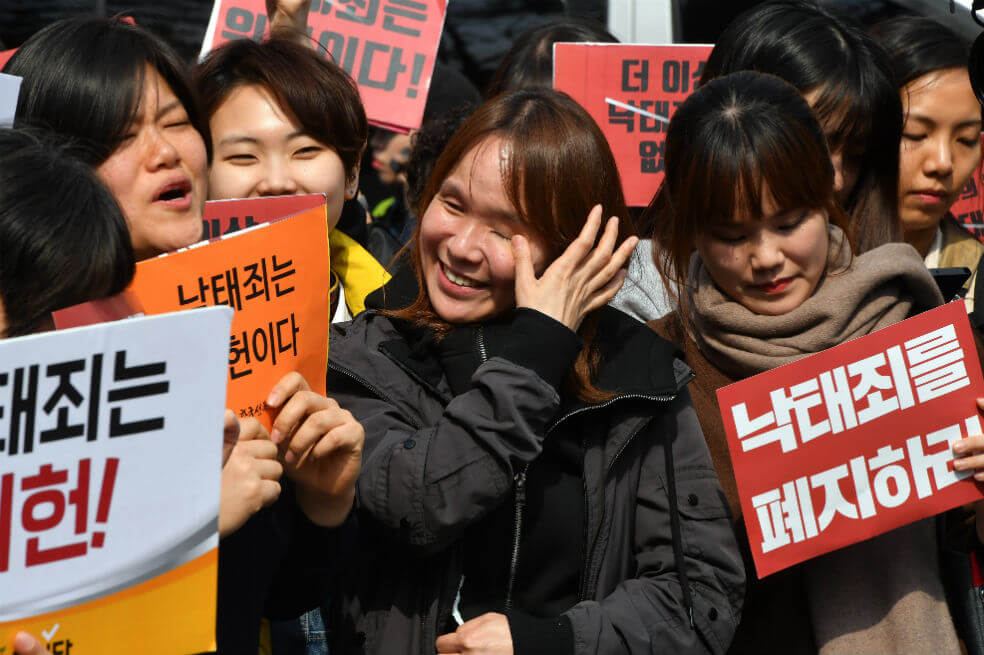 Corea del sur avanza en la legalización del aborto