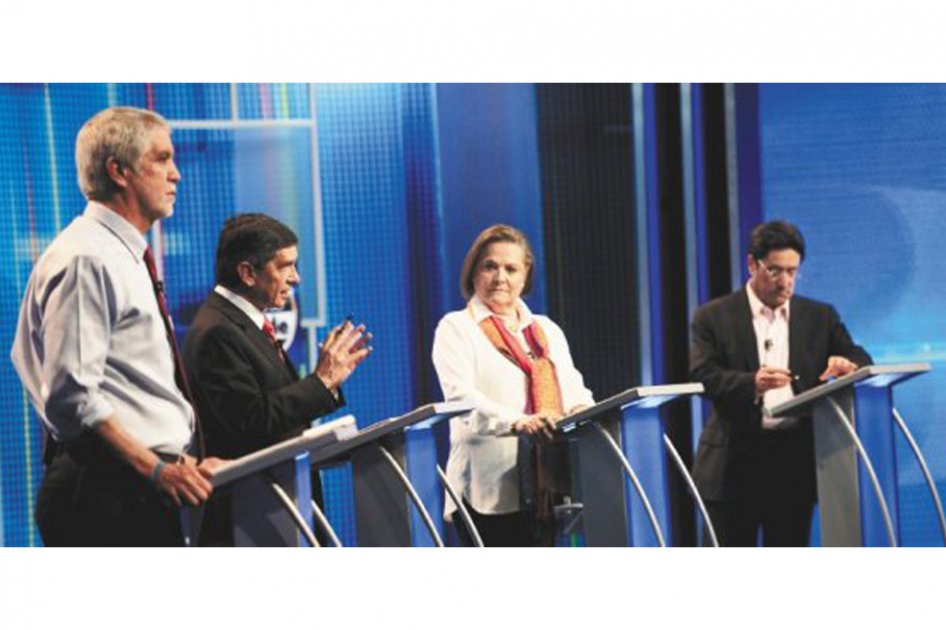  Los cuatro candidatos con más opción de llegar al Palacio Liévano: Enrique Peñalosa, Rafael Pardo, Clara López y Francisco Santos.   / Cristian Garavito - El Espectador