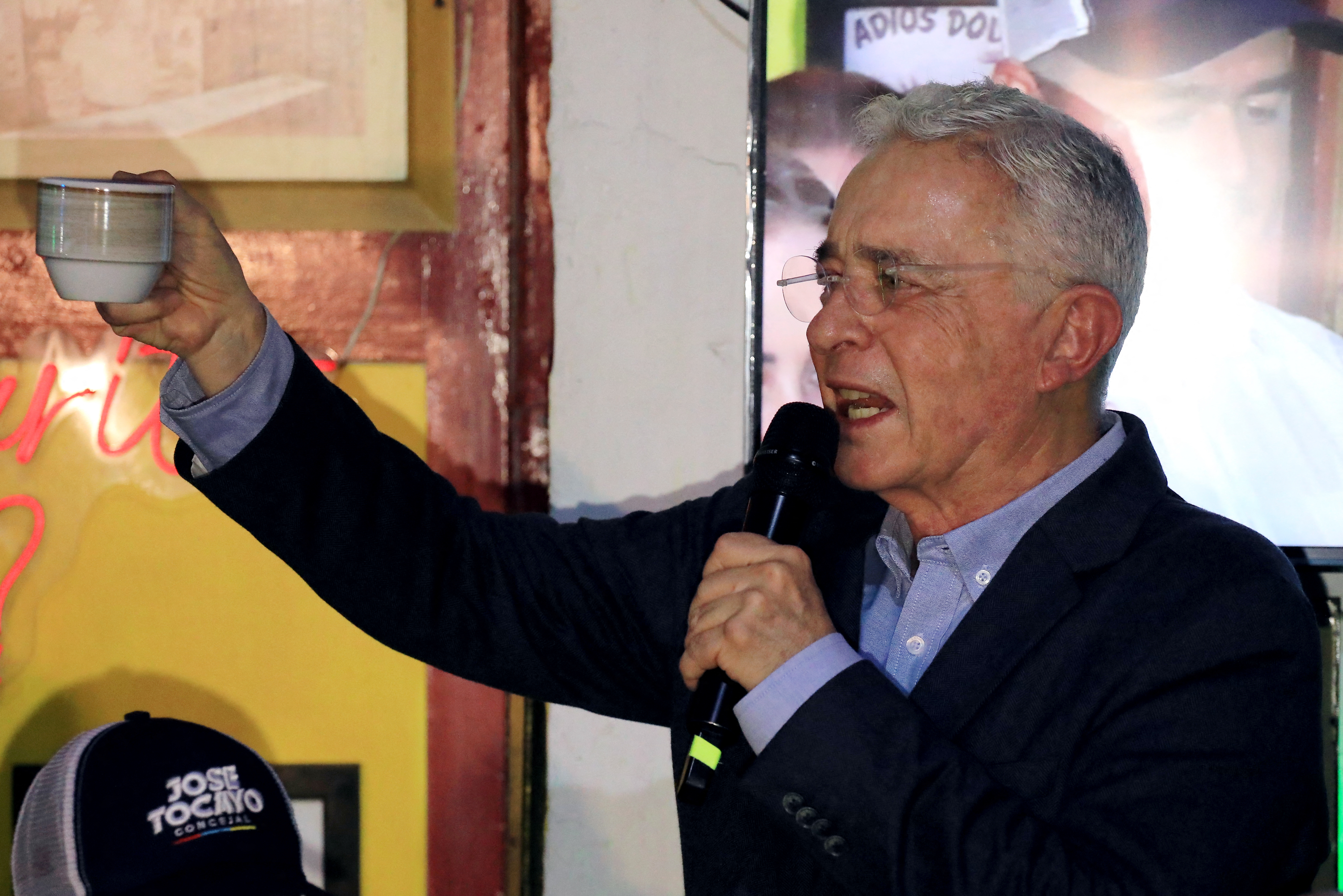 Álvaro Uribe confirma su intención de volver al Senado por el Centro Democrático