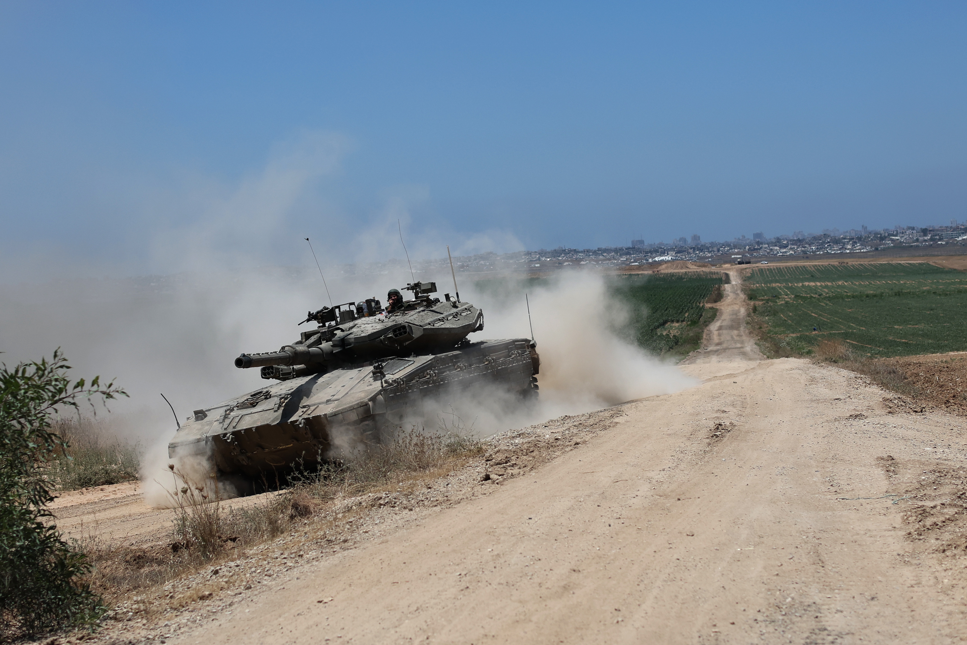 Israel dice que sus tropas se retiran de Jabalia, en el norte de la Franja de Gaza
