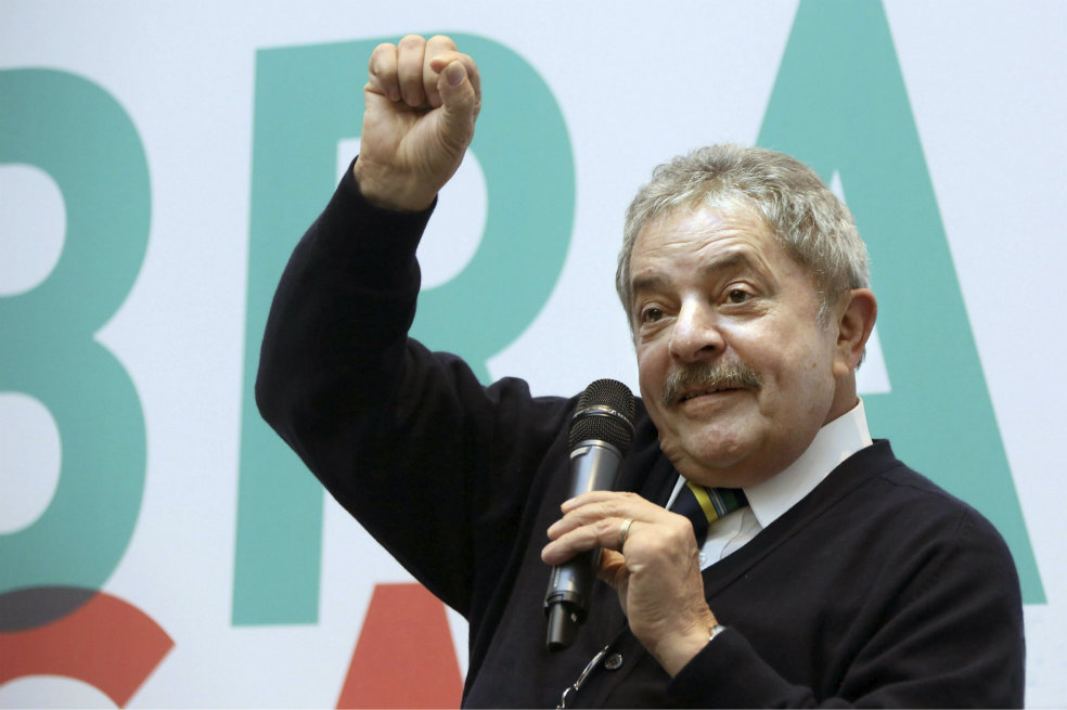 El ‘juicio del siglo’ intenta salpicar a Lula