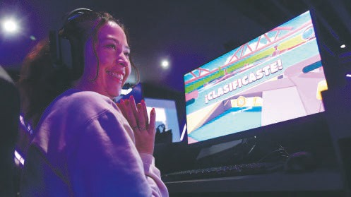 Karen Viviana Delgado (Kavidelgado), una de las principales impulsadoras de videojuegos y deportes electrónicos.