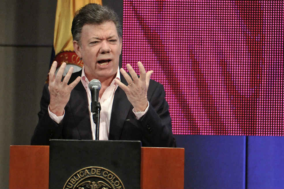 Santos sin el mantra de Uribe
