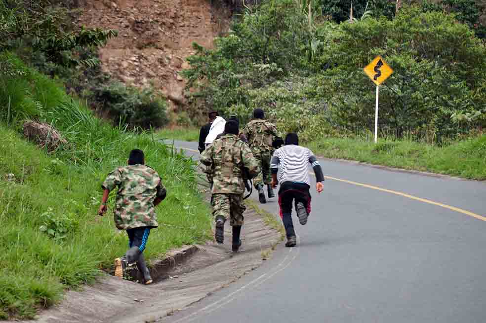 "Violencia sexual fue una práctica sistemática de Auc y Farc"