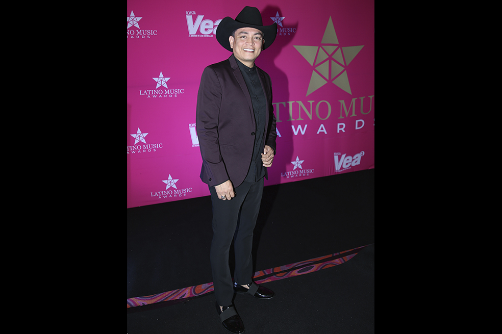 Jhon Onofre  Latino Music Awards Nominados Medellin