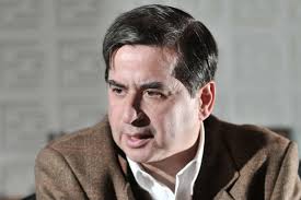 Ex guerrillero del ELN le pide perdón a Juan Fernando Cristo por haber asesinado a su padre