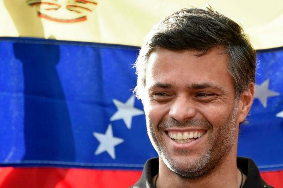 Los partidos de la oposición venezolana rechazan participar en las legislativas de diciembre
