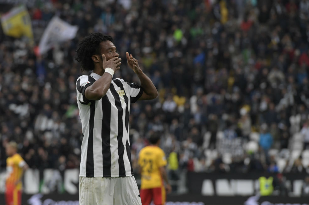Cuadrado selló la victoria de la Juve frente al Benevento