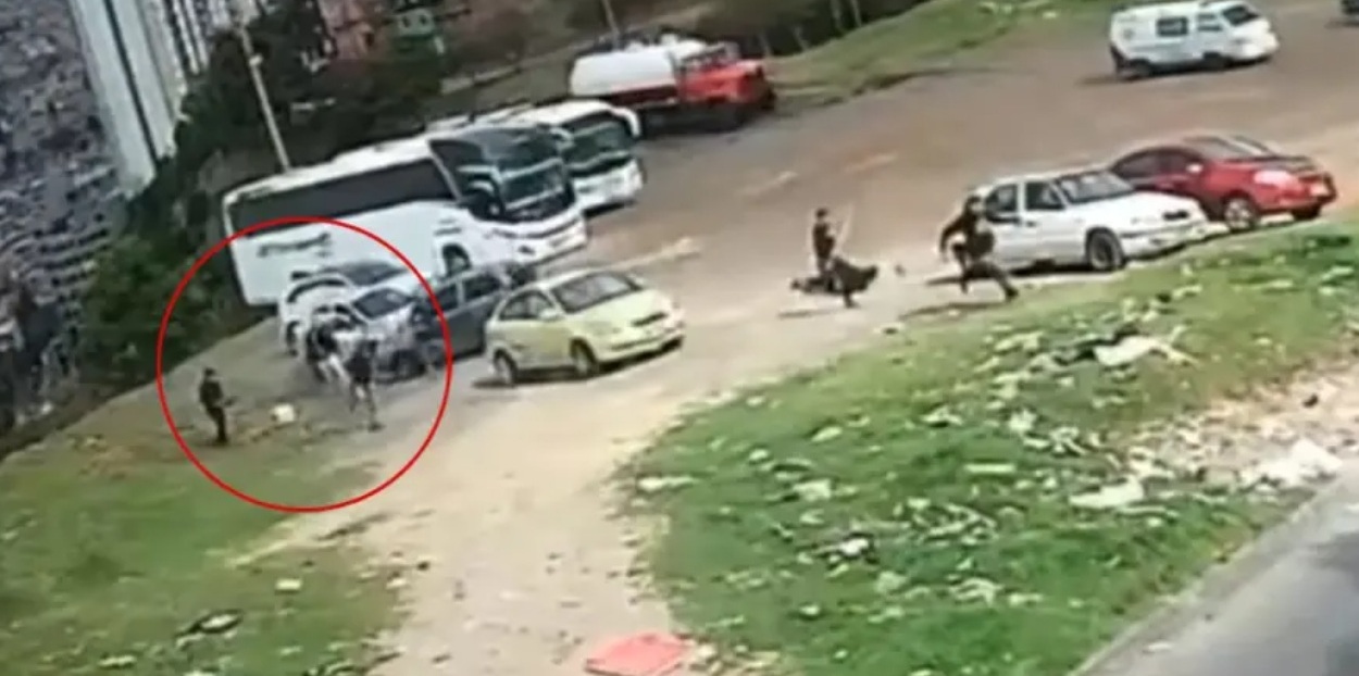 Ataque con arma de fuego en parqueadero de Rafael Uribe dejó un muerto y cuatro heridos