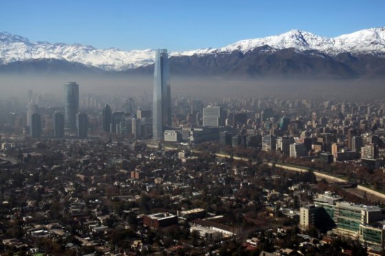 Por caso de pederastia debe declarar arzobispo de Chile