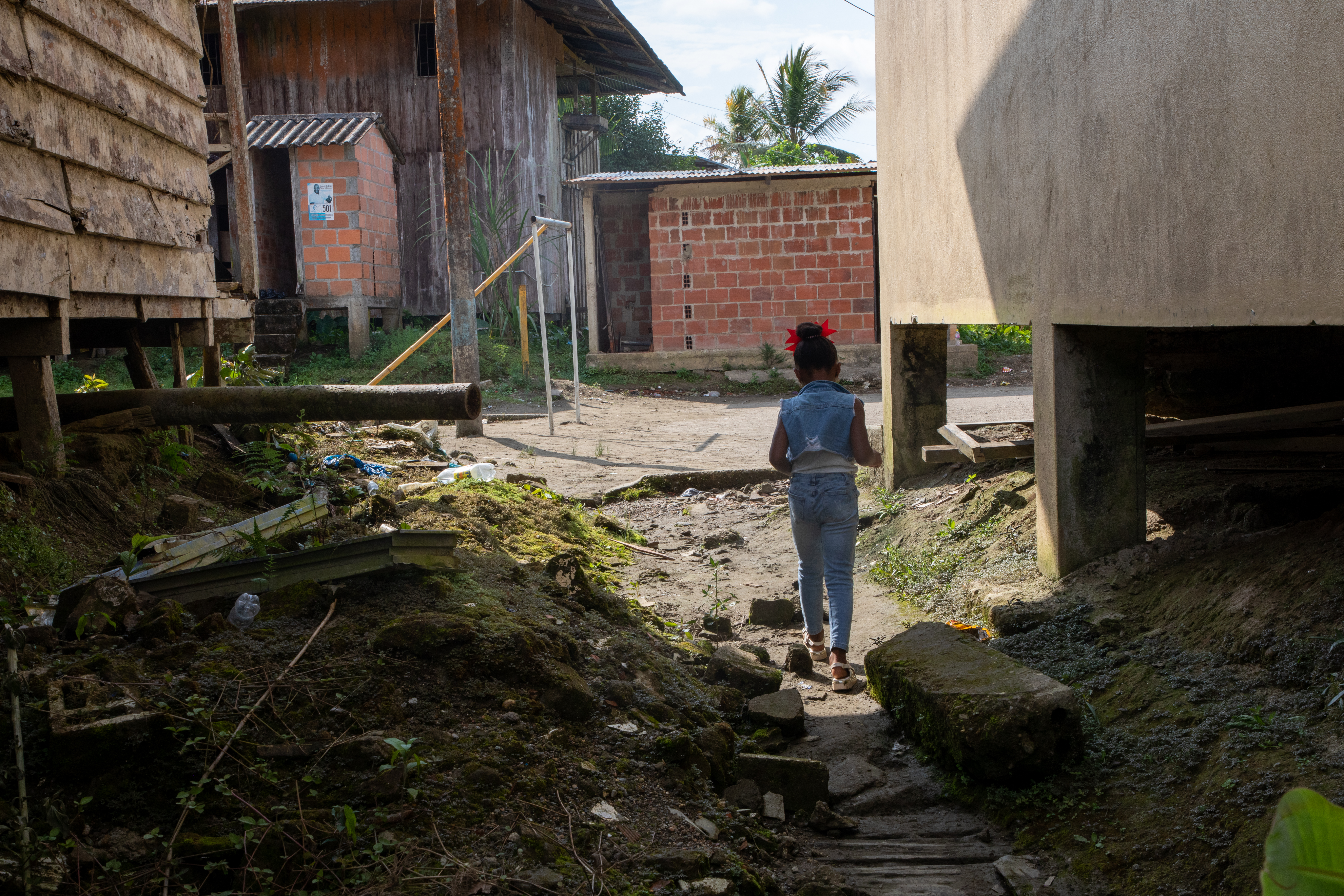 En fotos: las zonas más golpeadas por la guerra a las que llegaron Gobierno y Eln