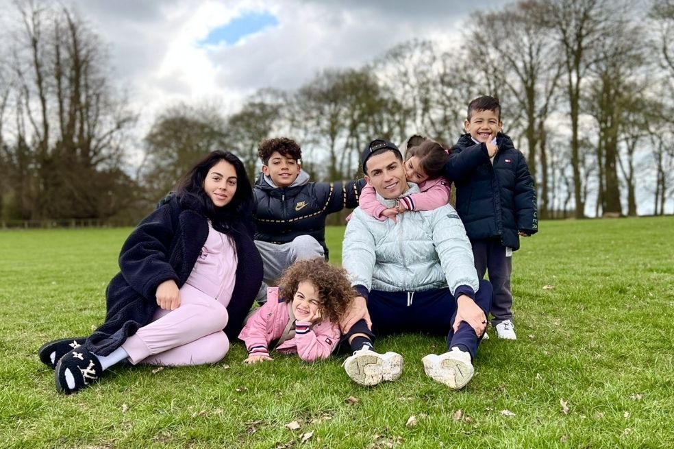 Cristiano Ronaldo y Georgina Rodríguez están de luto, muere uno de sus mellizos